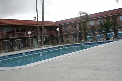 Budget Lodge San Bernardino Extérieur photo